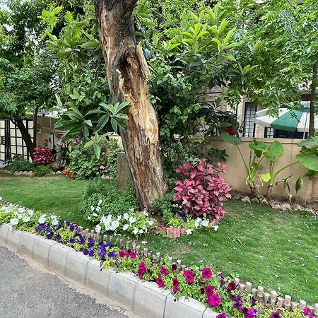 Riviera Courtyard Guest House Islamabad Exterior foto